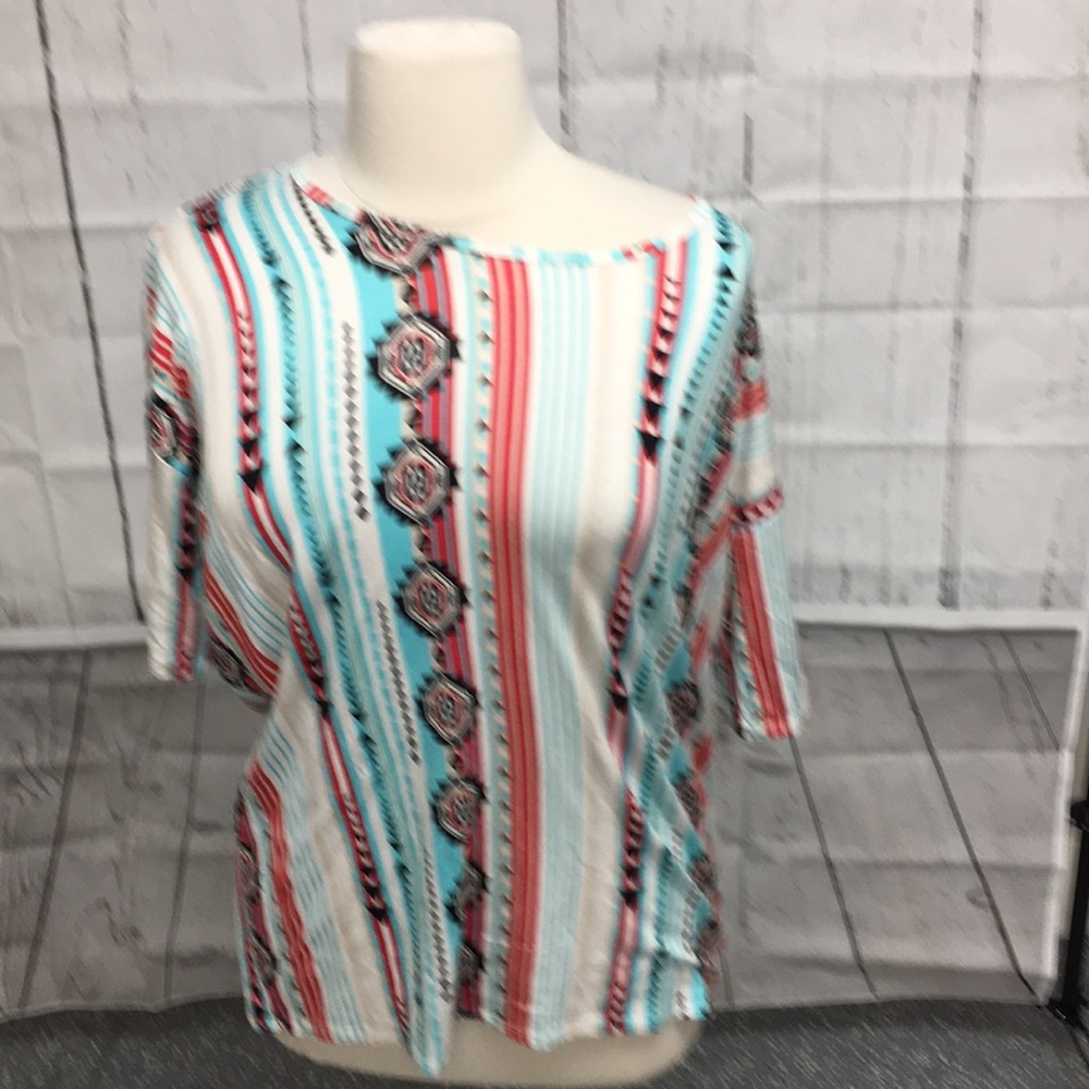 Agnes and Dora 3/4 sleeve Hilo tee